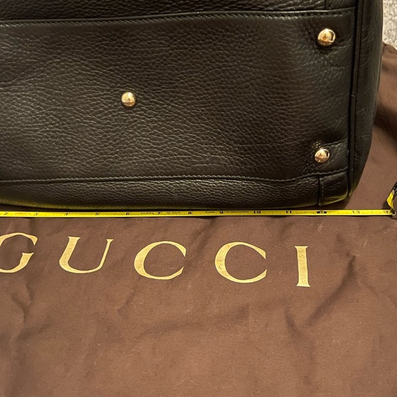 Elegant Gucci handbag in  Black Leather SOHO Boston Tassel Bag - Picture 2 of 8